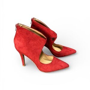 NWT JOURNEE COLLECTION JUNNIPER HEELS